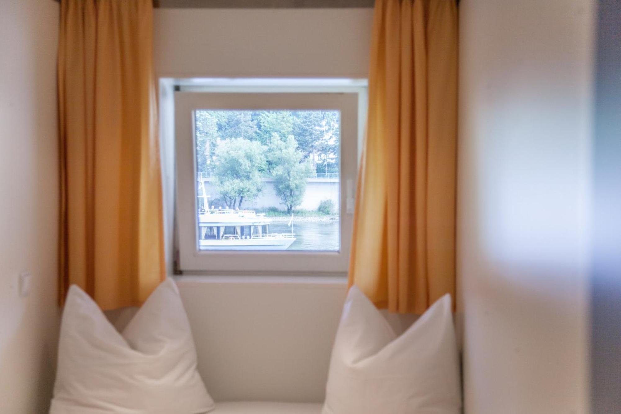 פסאו Rotel Inn מראה חיצוני תמונה